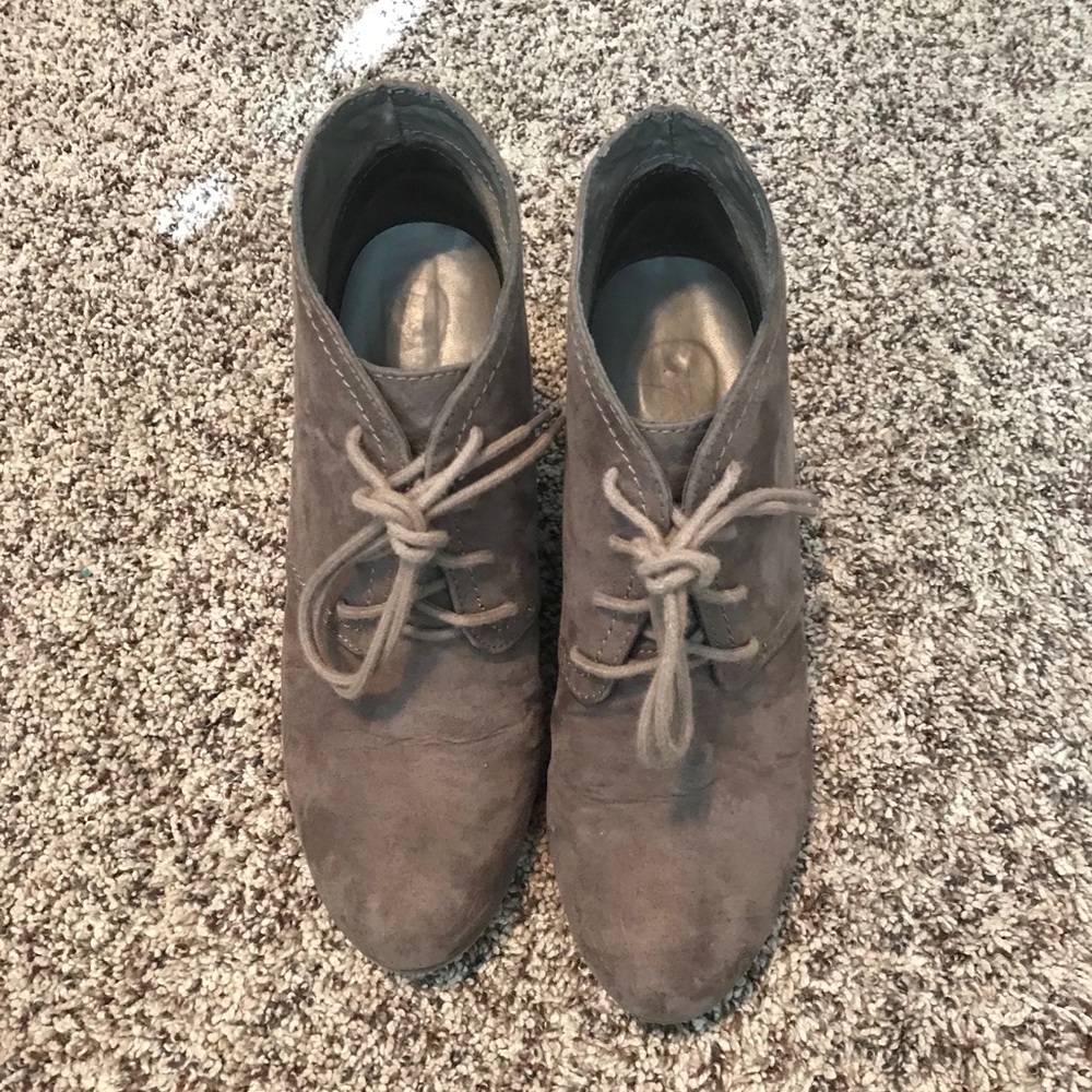 tan wedges with laces